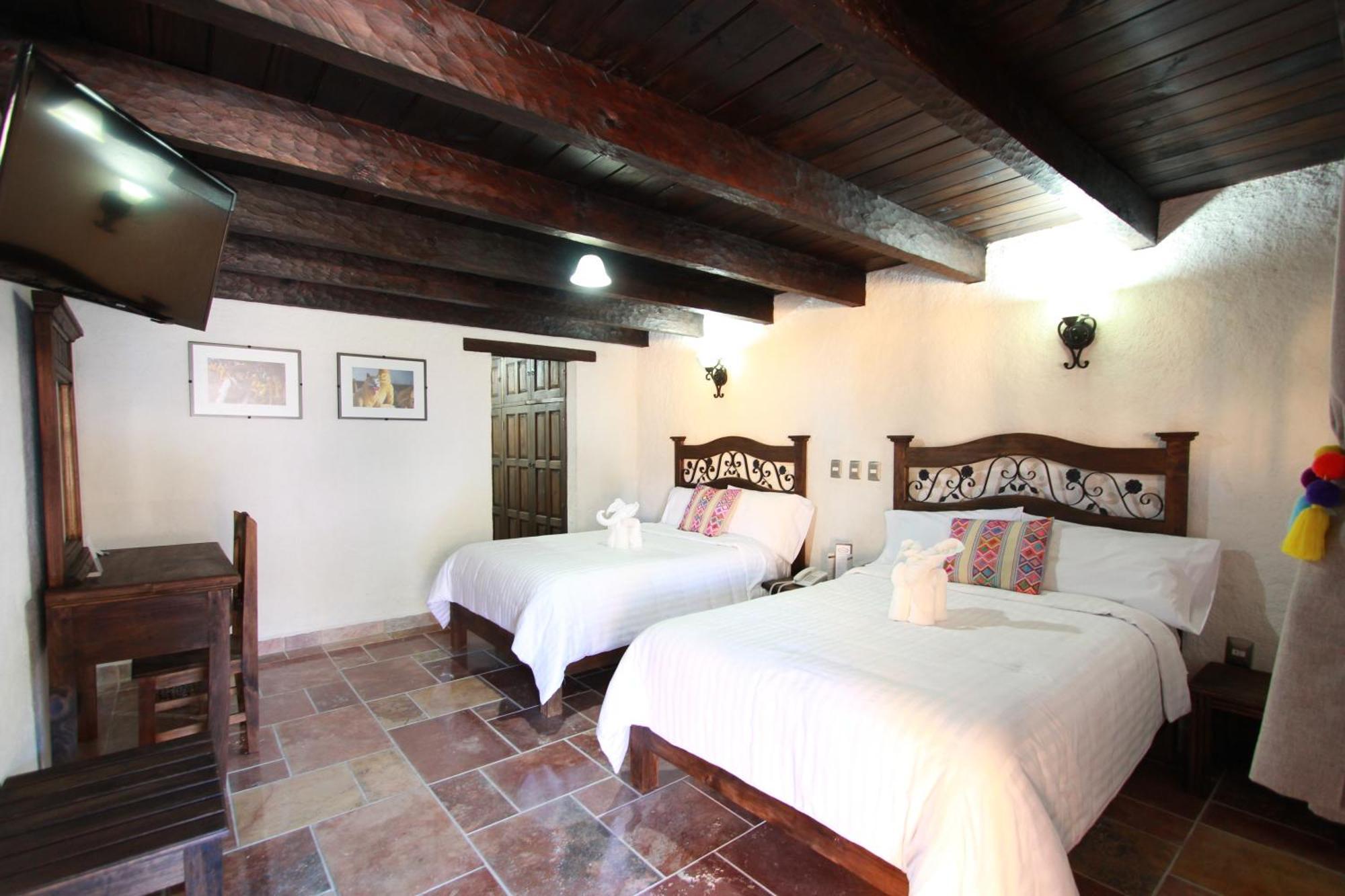 Hotel Plaza San Cristobal Inn Сан-Крістобаль-де-лас-Касас Екстер'єр фото