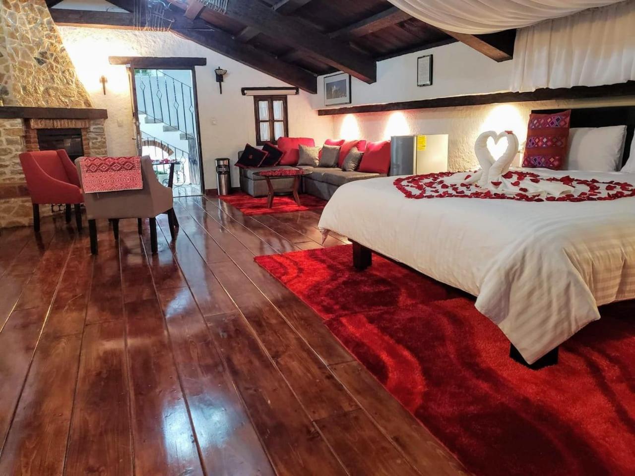 Hotel Plaza San Cristobal Inn Сан-Крістобаль-де-лас-Касас Екстер'єр фото