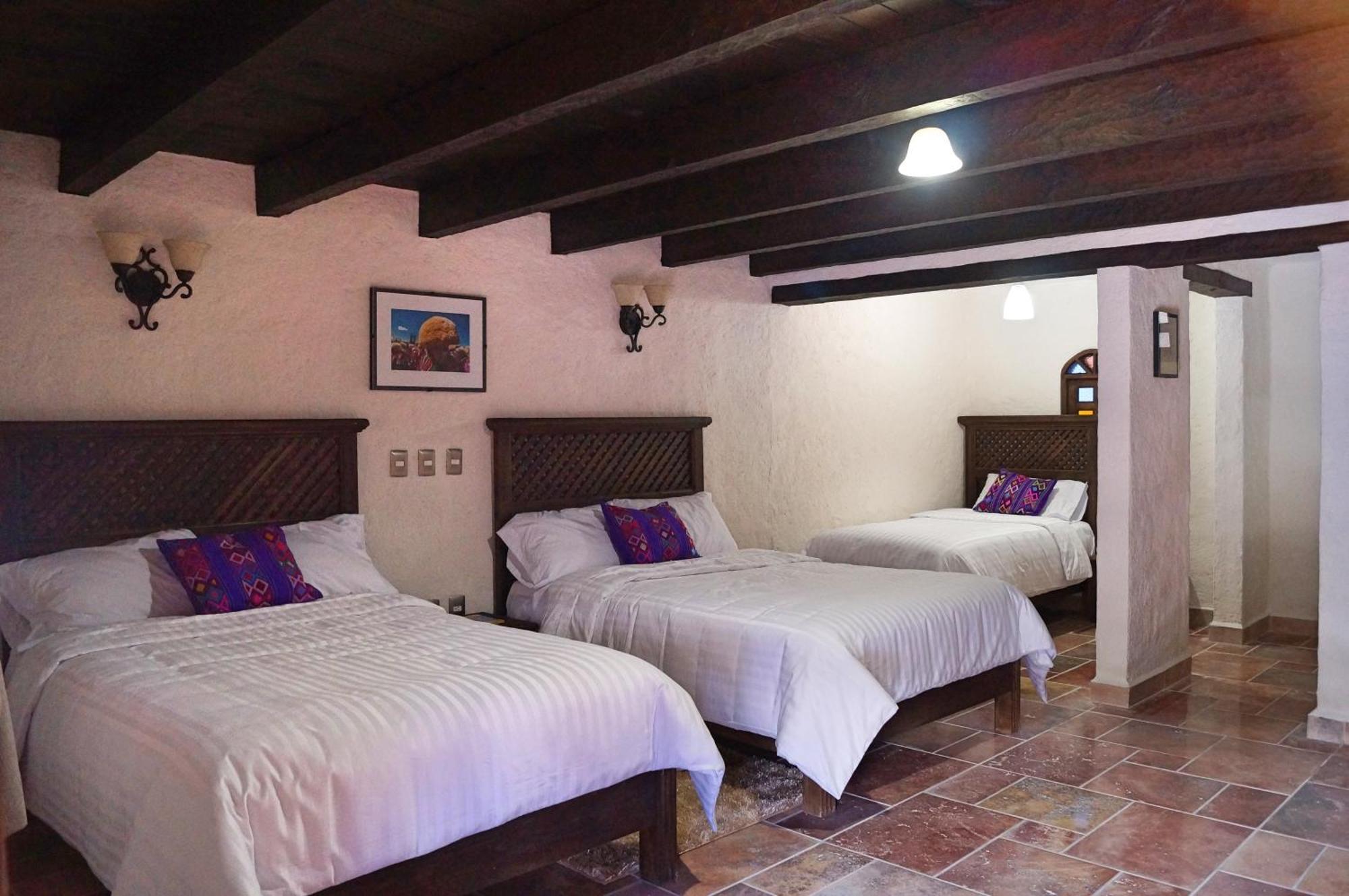 Hotel Plaza San Cristobal Inn Сан-Крістобаль-де-лас-Касас Екстер'єр фото